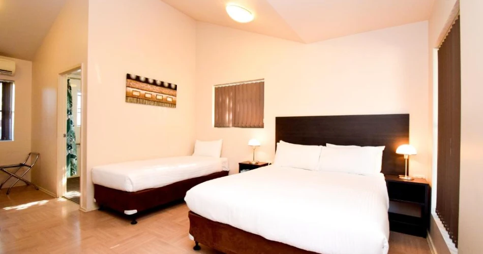 Station Hotel Motel Kurri: Your Comfortable Stay in the Heart of the Hunter Region