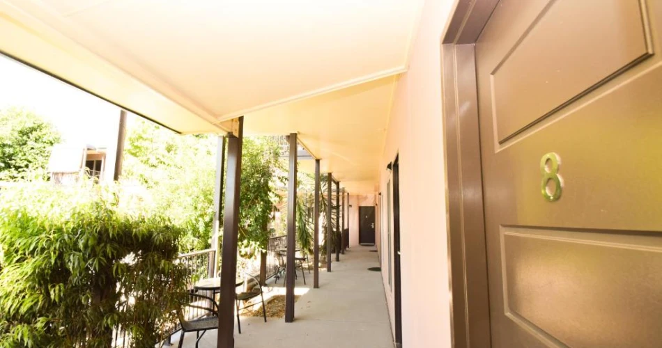Station Hotel Motel Kurri: Your Comfortable Stay in the Heart of the Hunter Region